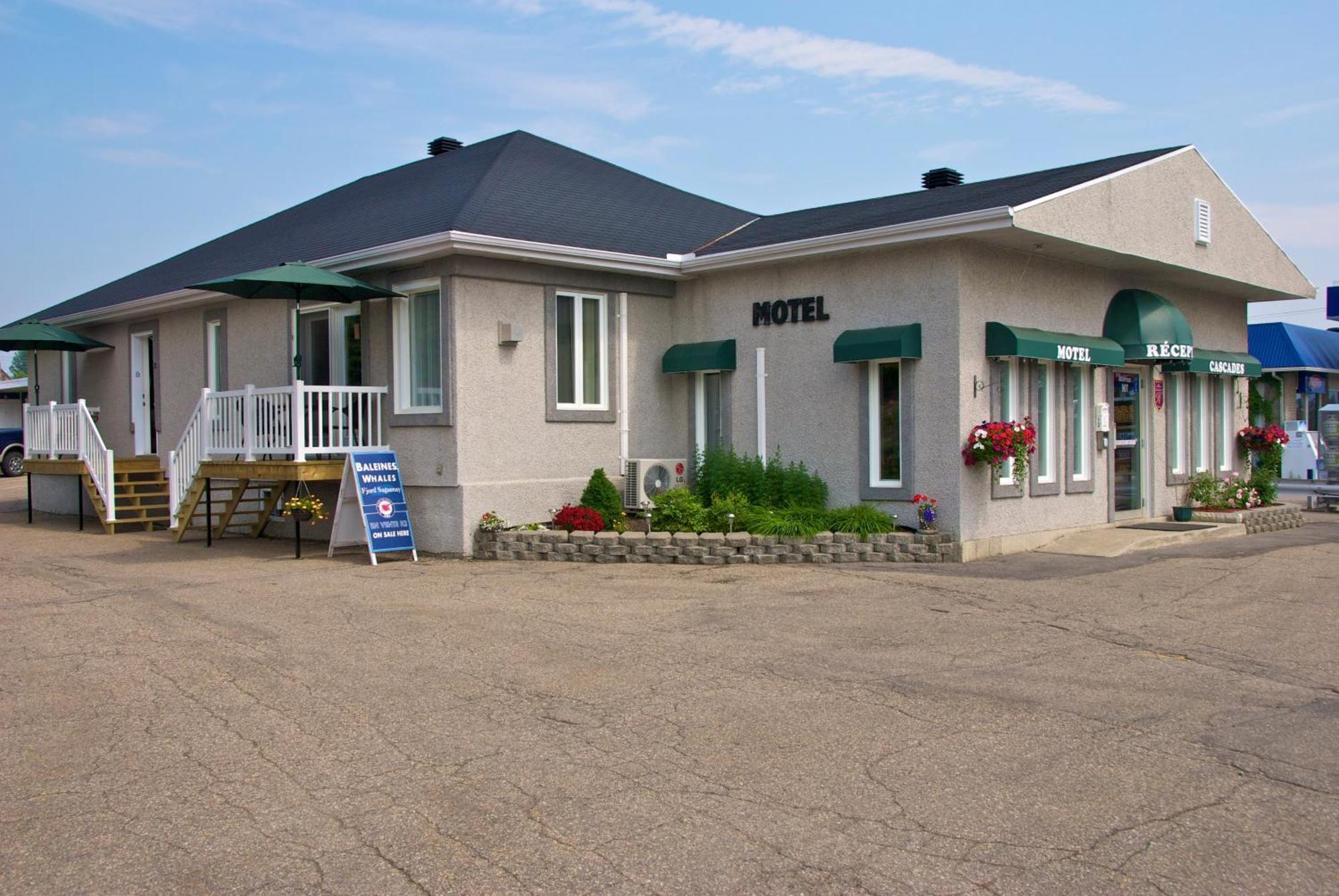 Motel Des Cascades Baie-Saint-Paul Exterior foto